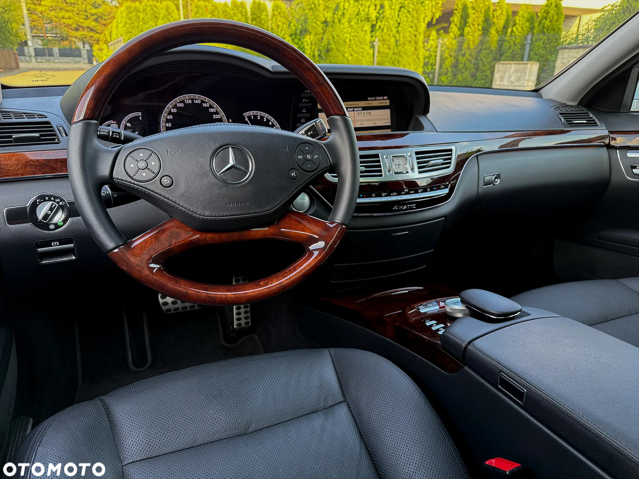 Mercedes-Benz Klasa S 500 L 4Matic 7G-TRONIC - 19