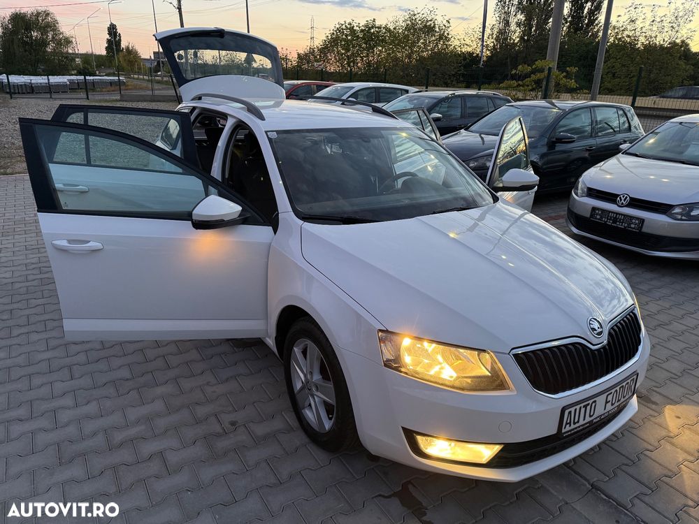 Skoda Octavia 1.6 TDI Green tec 4x4 Elegance - 34