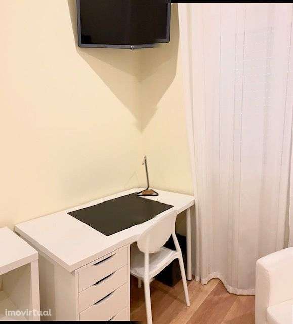 Quarto em Oeiras (c/ WC Privativa) - Grande imagem: 3/15