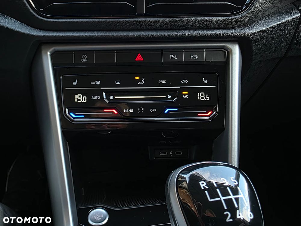 Volkswagen T-Roc 1.0 TSI United - 22