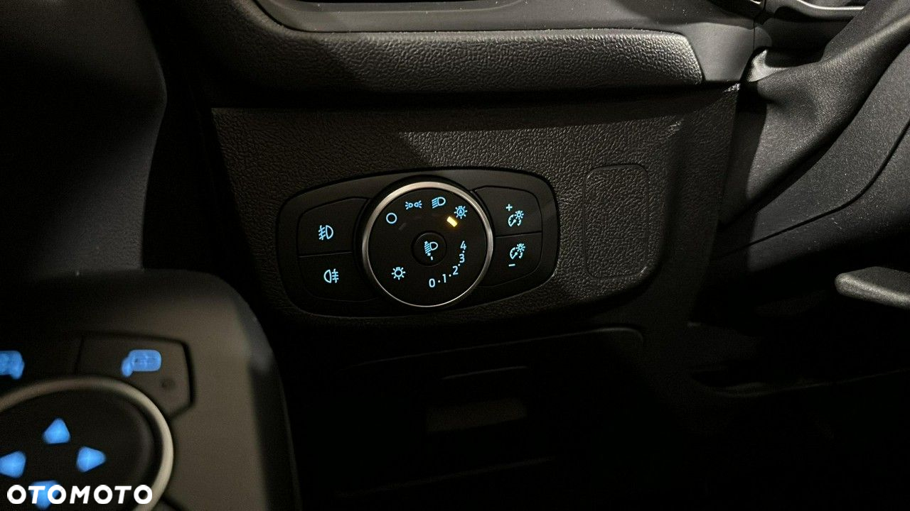 Ford Focus - 25