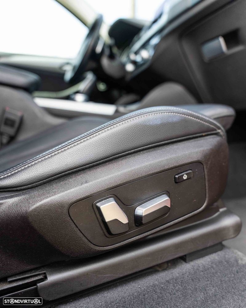 BMW X4 xDrive20i Aut. Advantage - 29