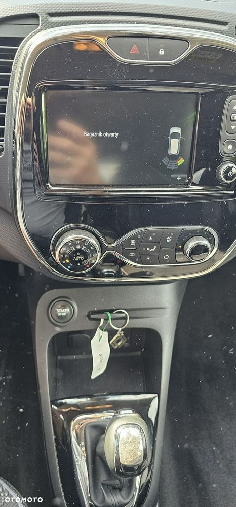 Renault Captur - 22