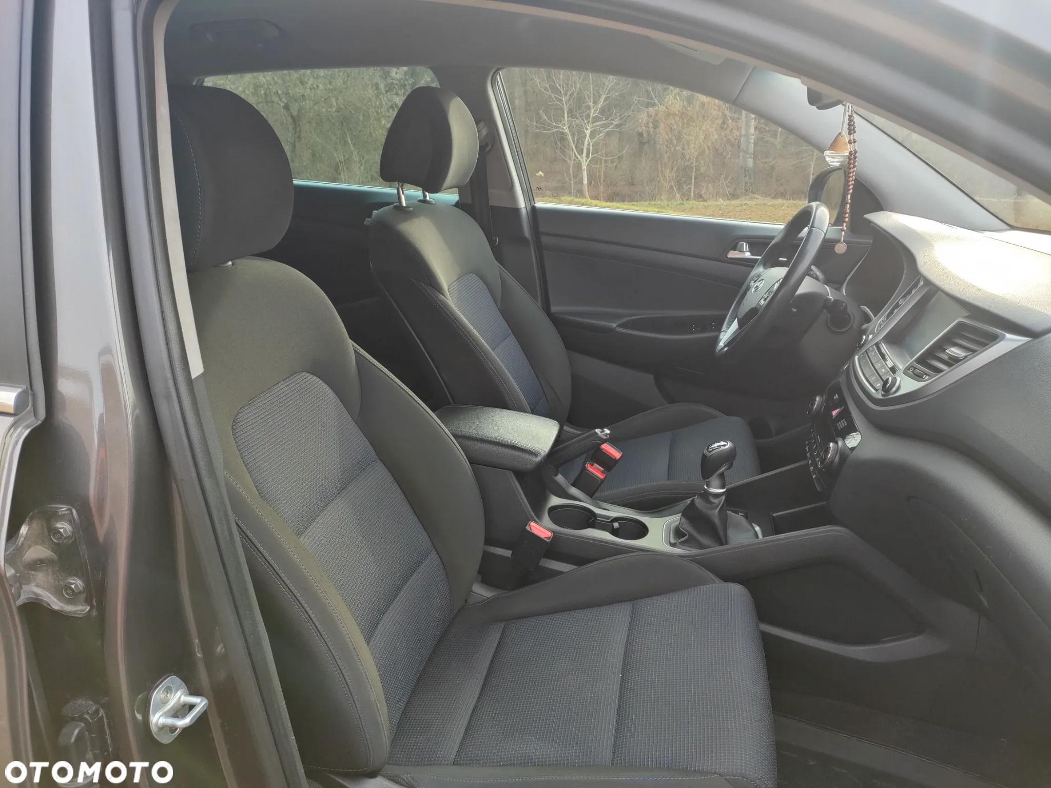 Hyundai Tucson blue 1.7 CRDi 2WD Style - 31
