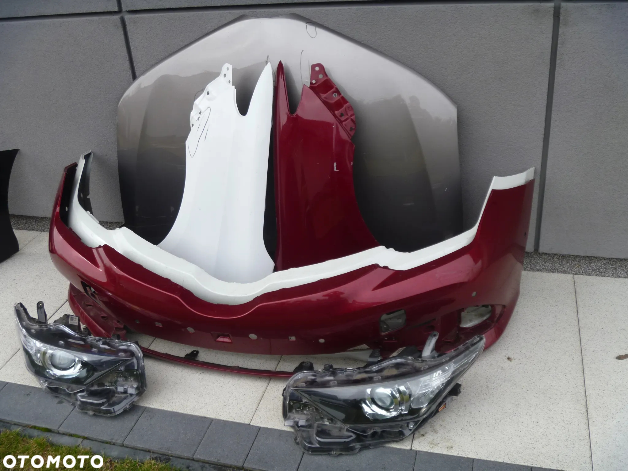 TOYOTA AURIS II LIFT ZDERZAK PRZEDNI ORYGINAŁ PDC - 2