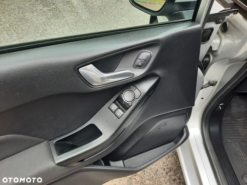 Ford Fiesta 1.0 EcoBoost S&S TITANIUM - 20