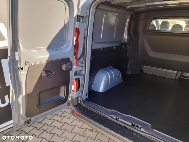 Renault Trafic - 8