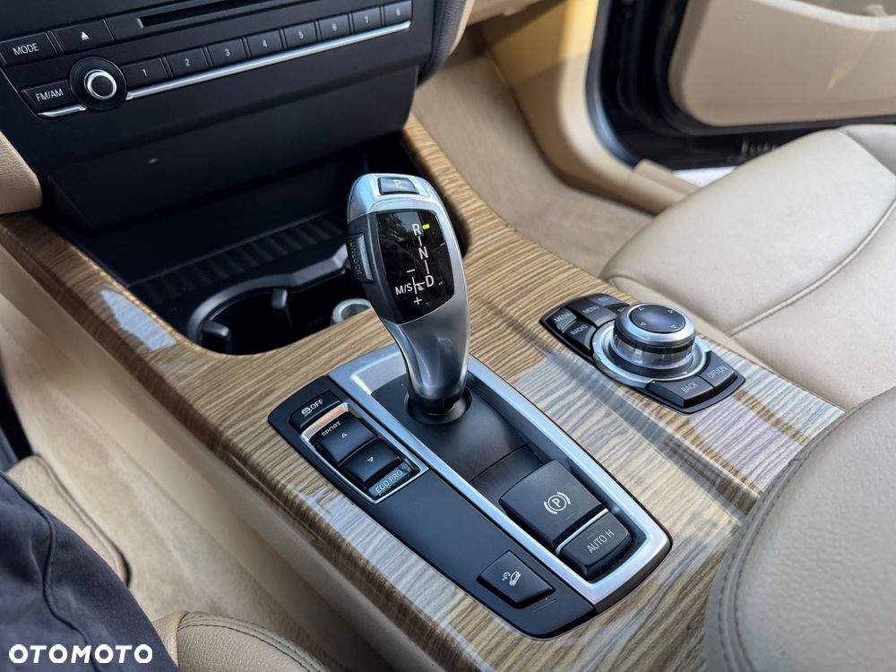 BMW X3 xDrive28i - 30