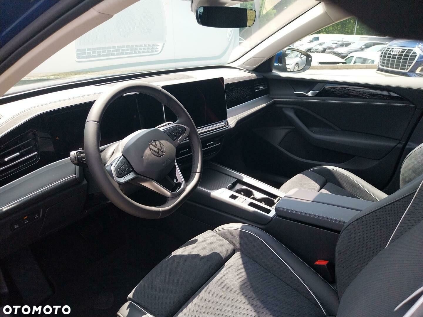 Volkswagen Passat - 11