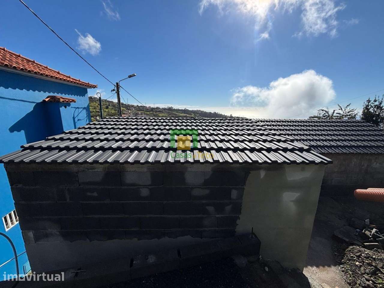 Moradia em Reconstrução - Grande imagem: 3/13