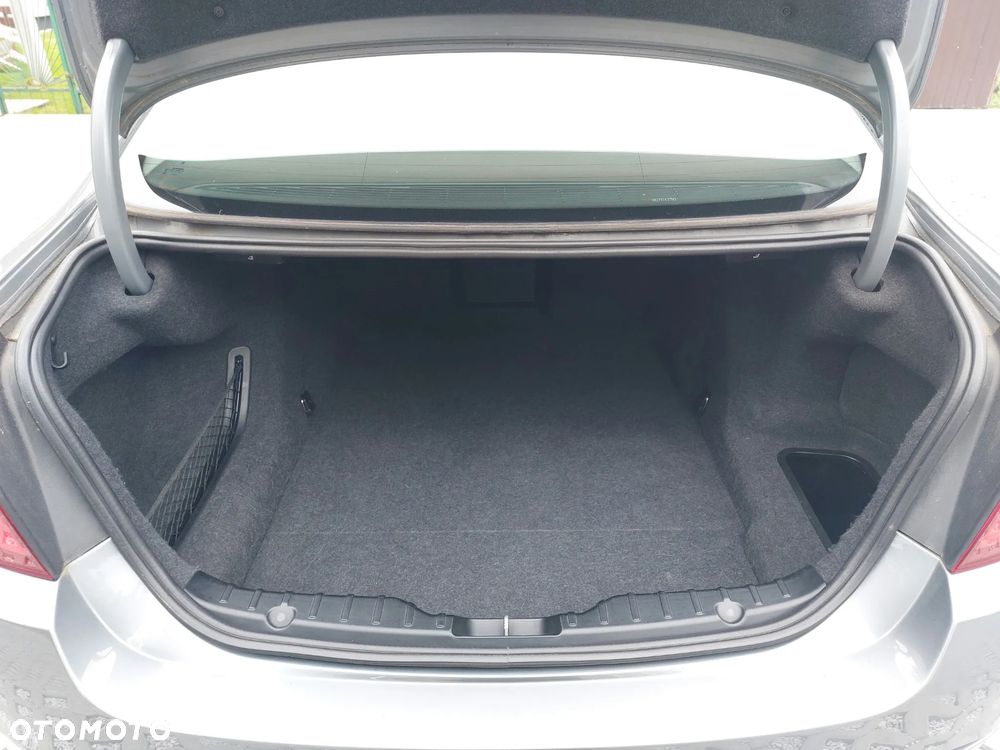 BMW Seria 5 520d - 16