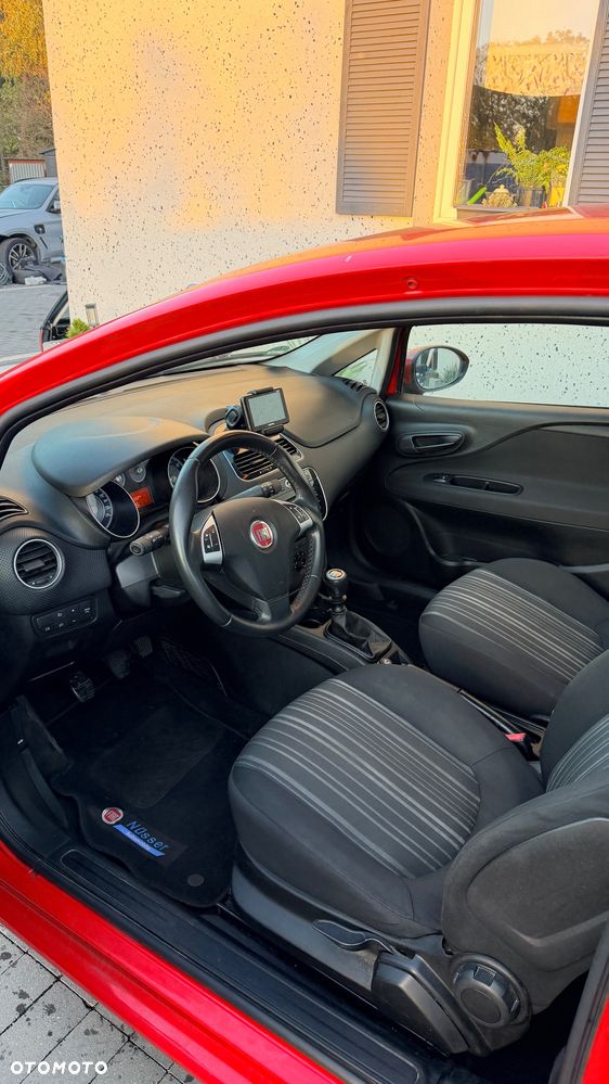 Fiat Grande Punto - 8