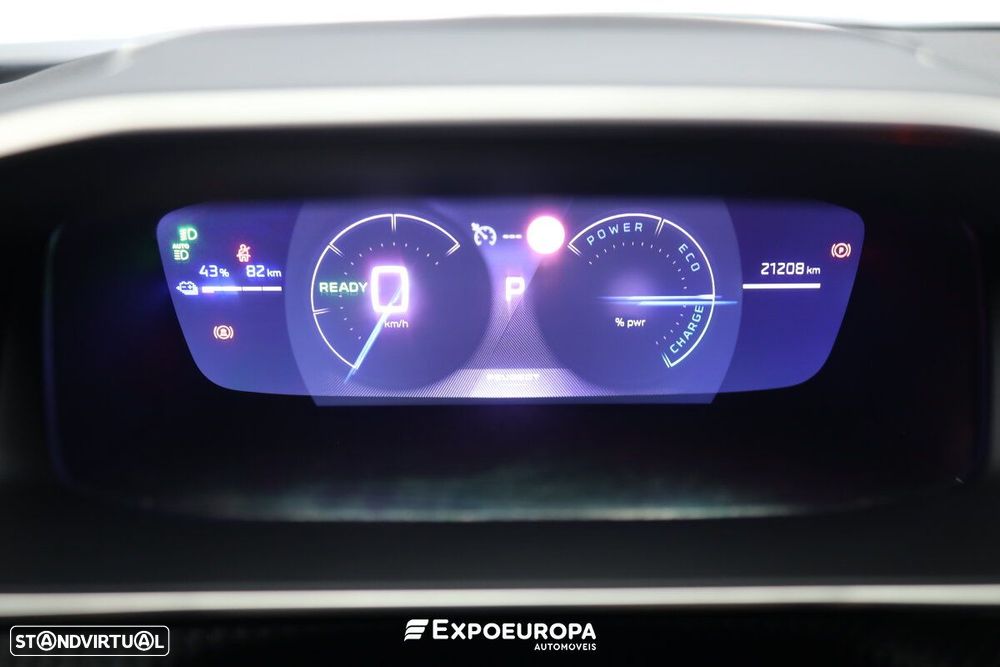 Peugeot e-2008 GT - 10