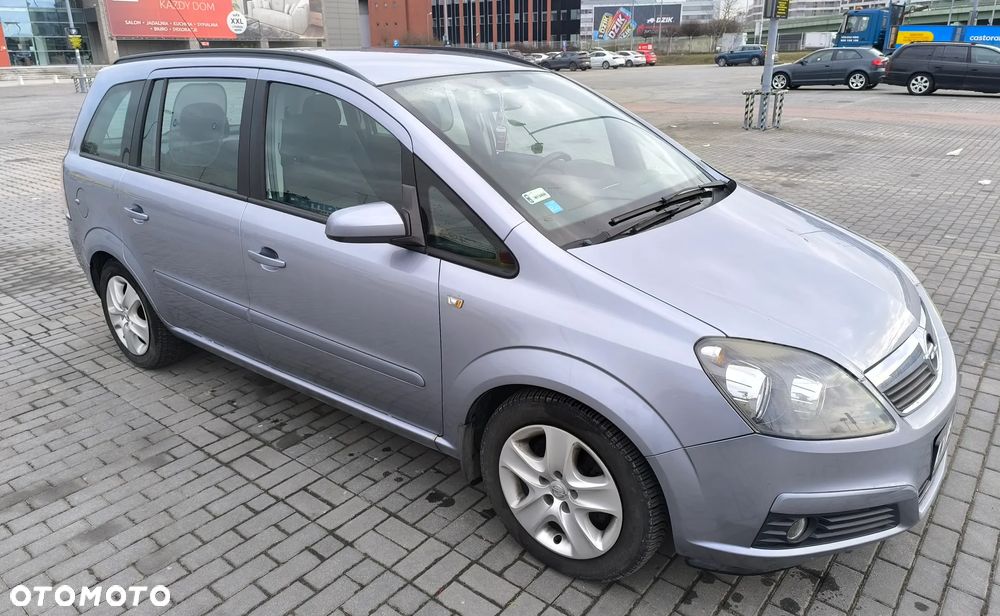 Opel Zafira 1.8 Enjoy - 1