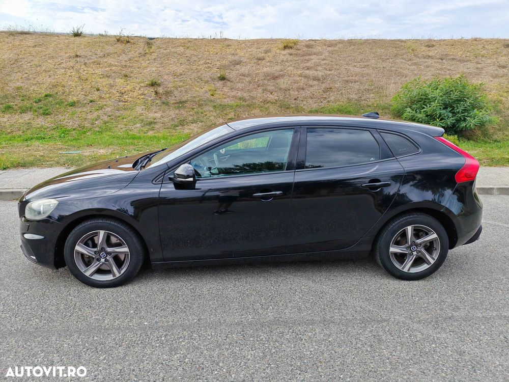 Volvo V40 D4 VEA R-Design - 8