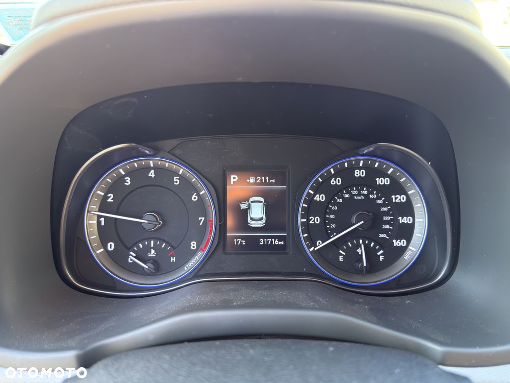 Hyundai Kona - 8