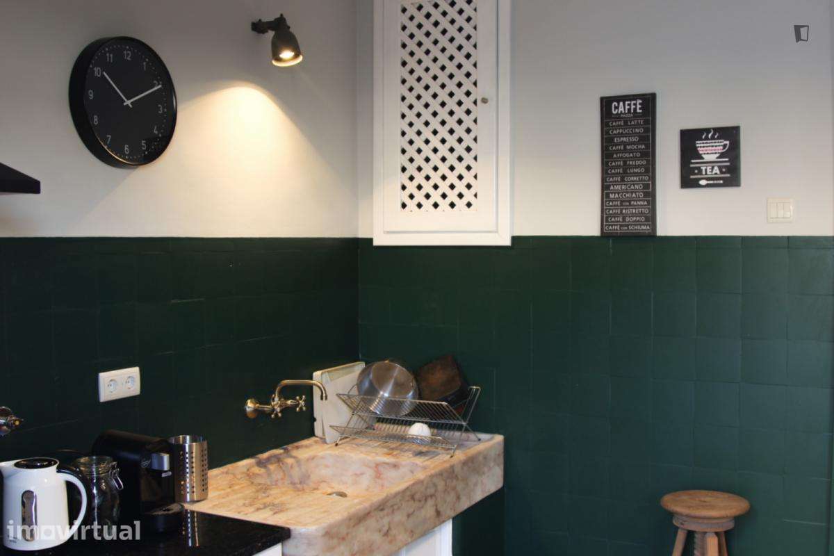 Quarto - localizado em Paranhos Porto - Grande imagem: 3/30