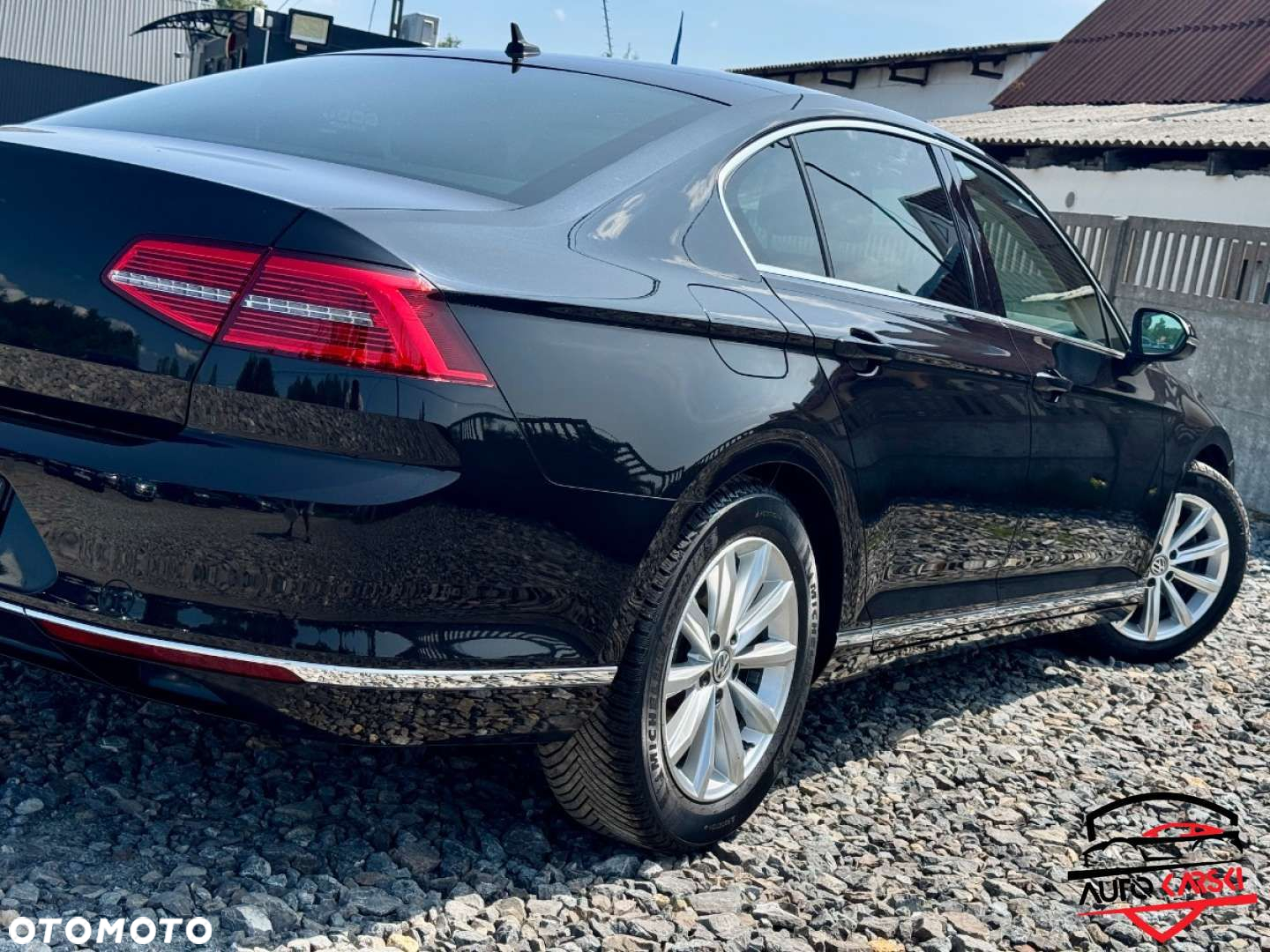 Volkswagen Passat - 18