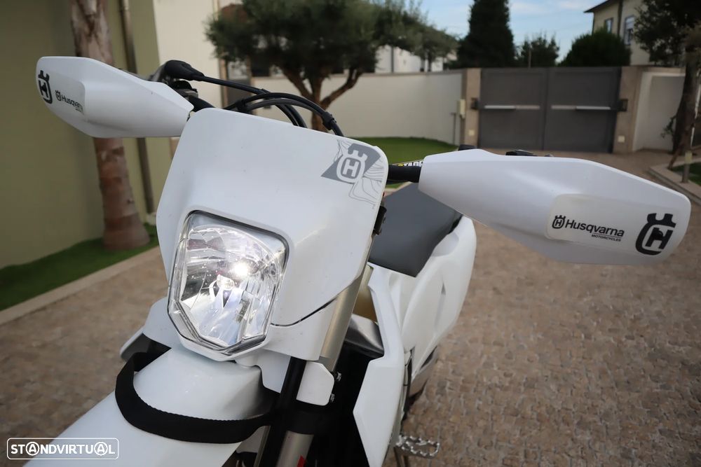 Husqvarna TE 300 Pro - 3