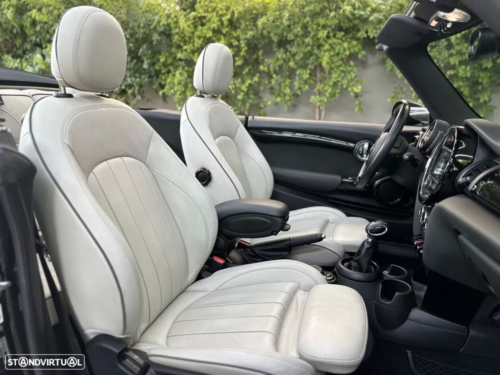 MINI Cabrio Cooper D Auto - 15