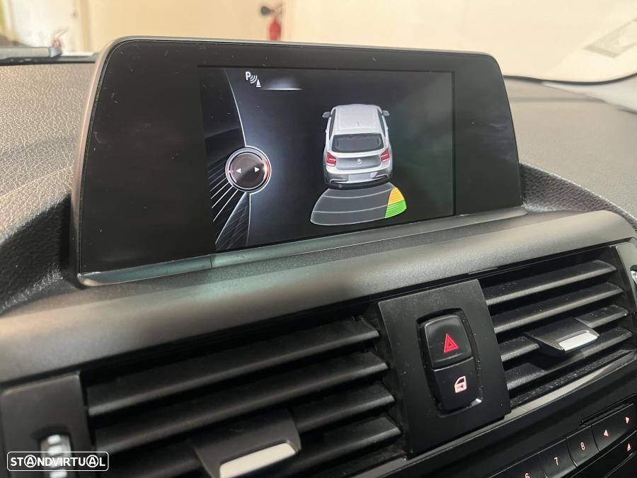 BMW 114 d Line Urban - 16