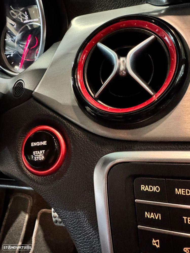Mercedes-Benz CLA 45 AMG 4-Matic - 21