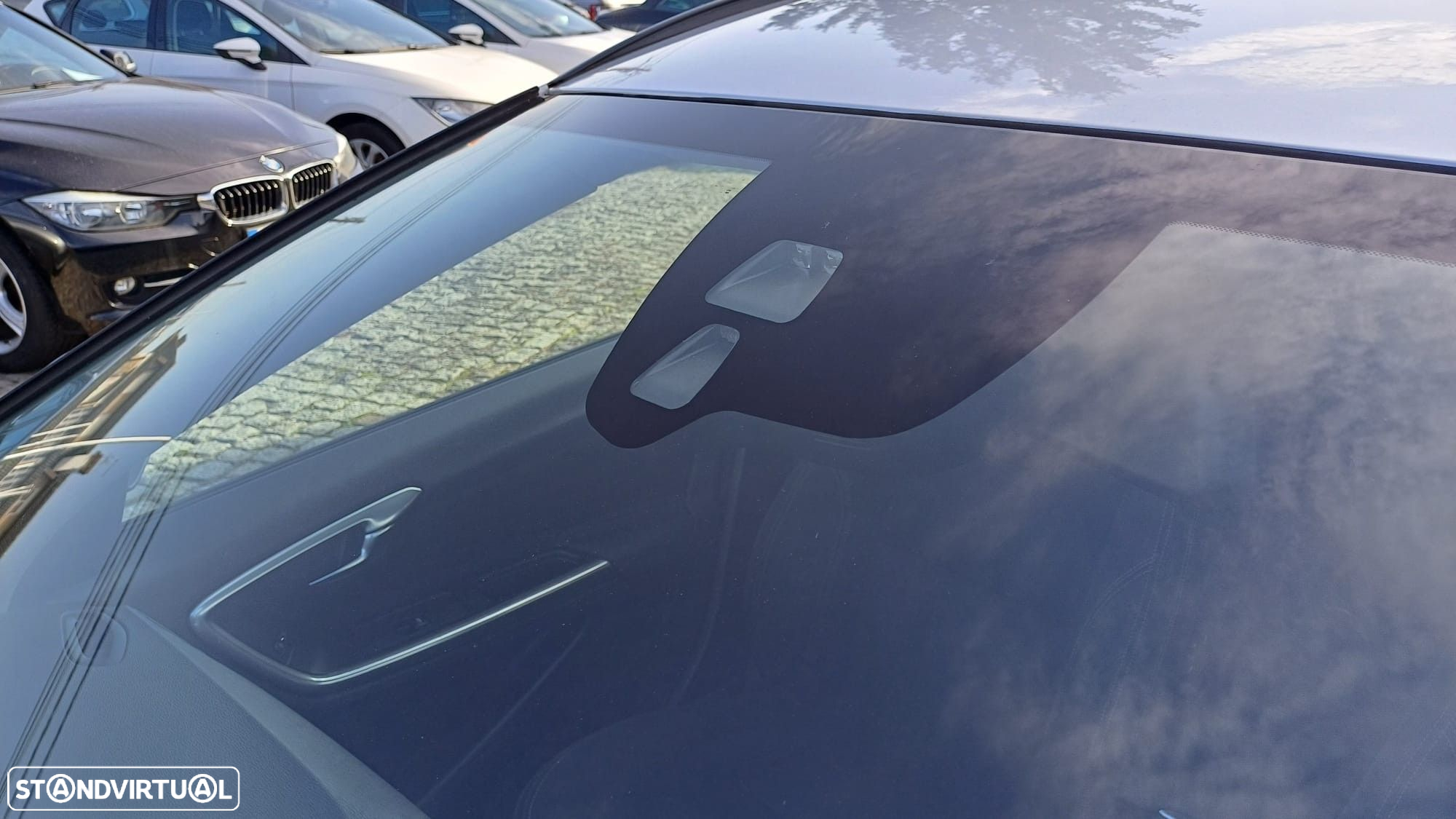 Volvo V60 2.0 D4 Kinetic - 9