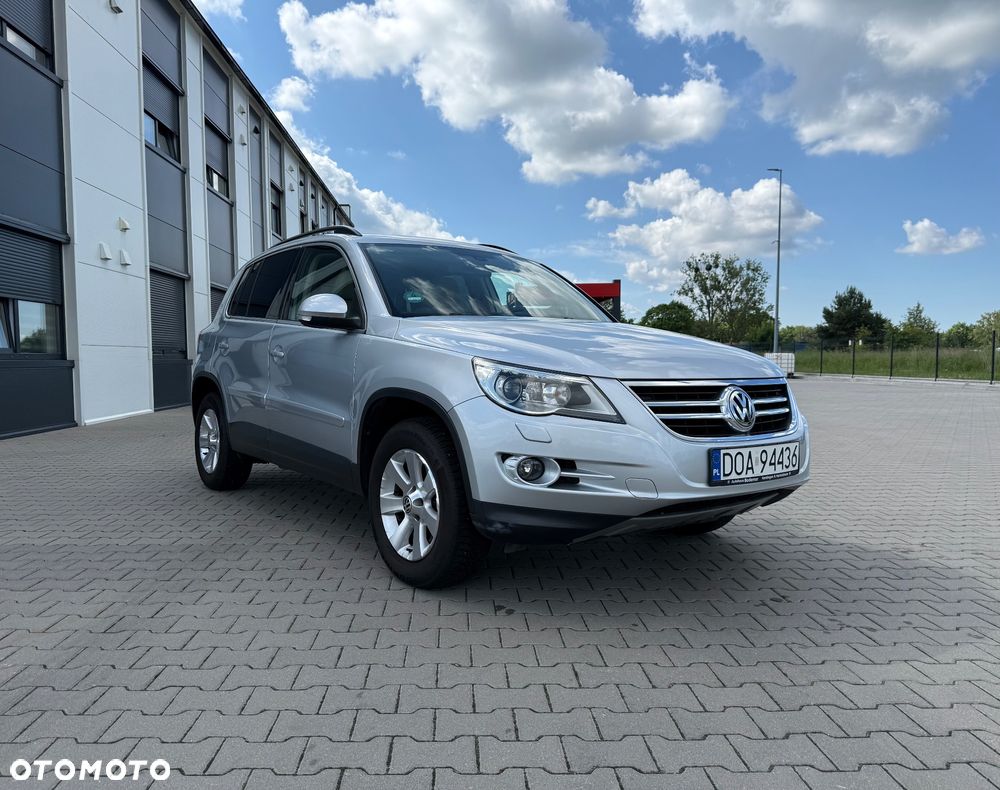 Volkswagen Tiguan - 2