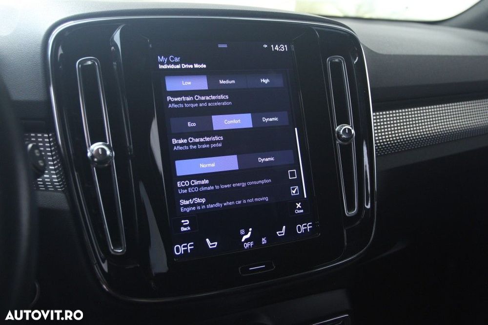 Volvo XC 40 T4 AWD R-Design - 22