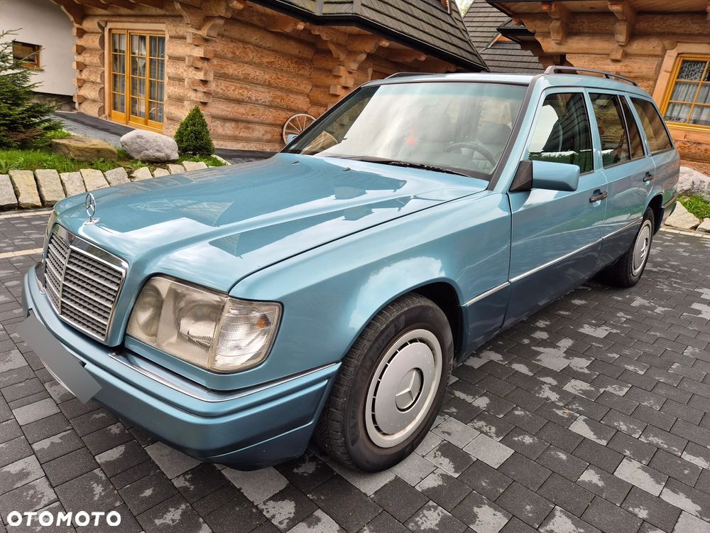 Mercedes-Benz Klasa E - 33