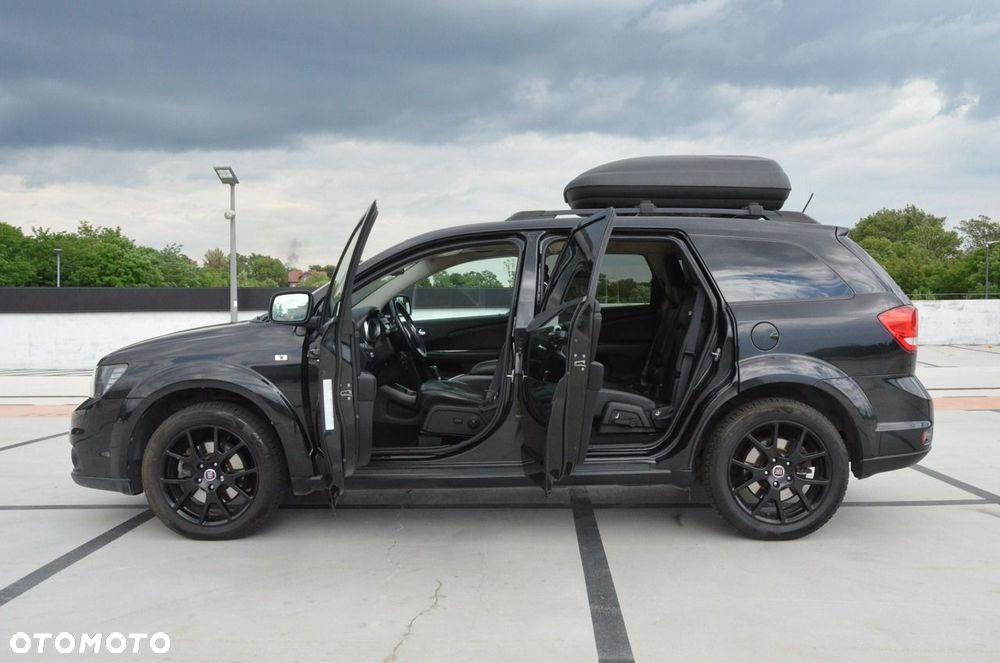 Fiat Freemont 2.0 Multijet Black Code AWD - 34