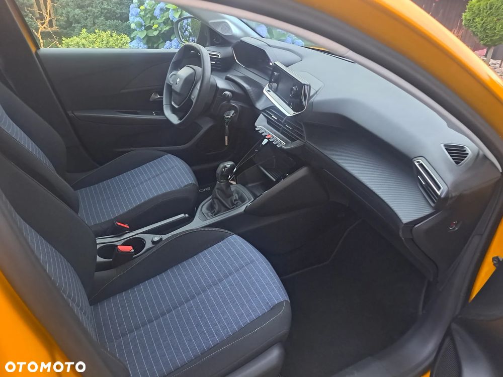 Peugeot 208 - 9