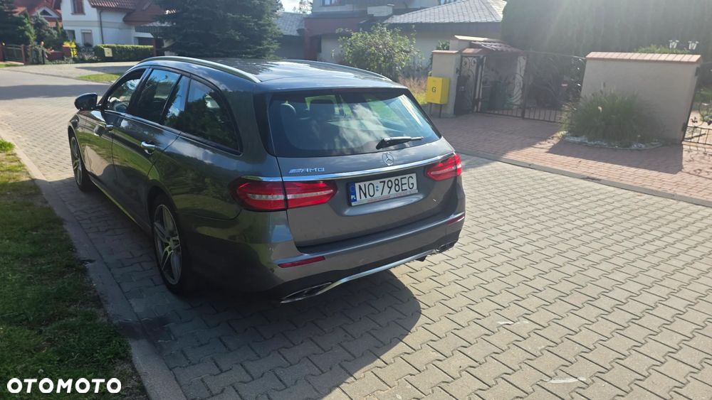 Mercedes-Benz E-Class 2018 photo 3