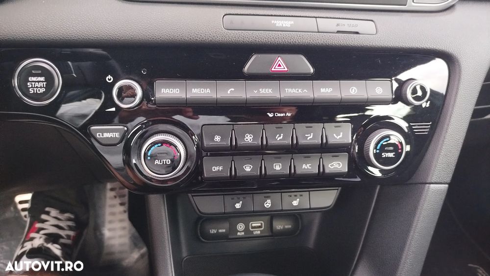Kia Sportage 2,0 CRDI AWD Aut. GT Line - 19