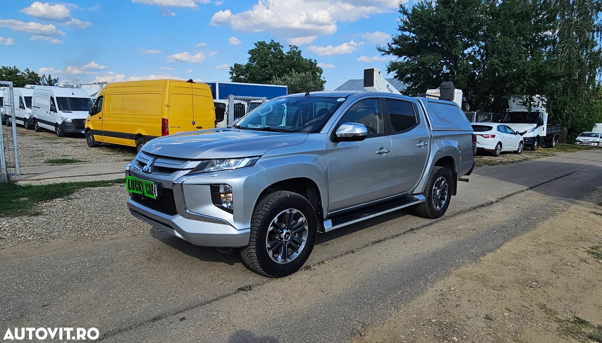 Mitsubishi L200 Double Cab 2.2 DI-D A/T Intense - 1