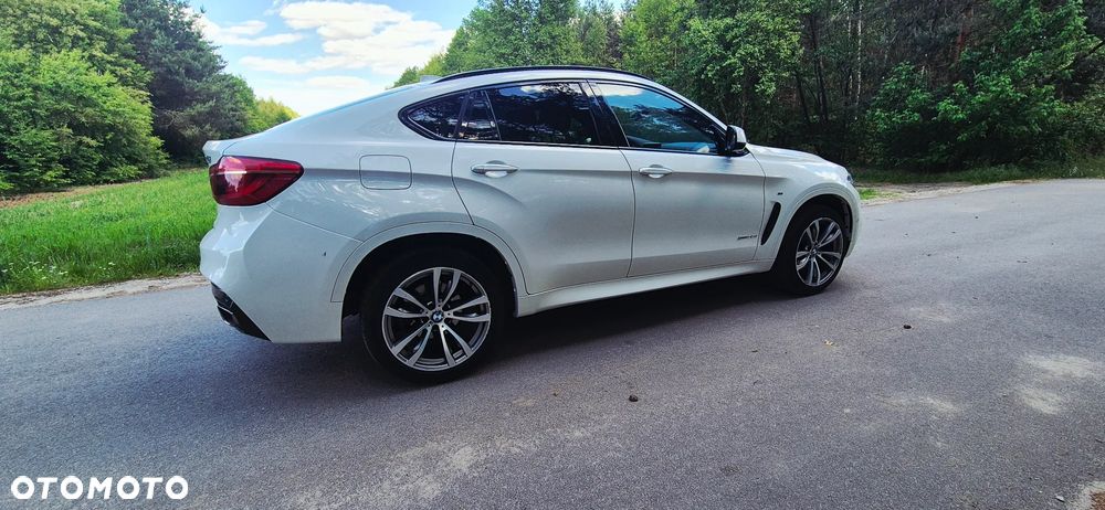 BMW X6 xDrive30d - 18