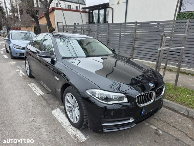 BMW Seria 5 520d xDrive AT - 2