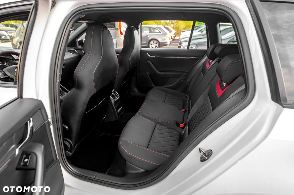 Skoda Octavia 2.0 TSI RS 230 DSG - 20