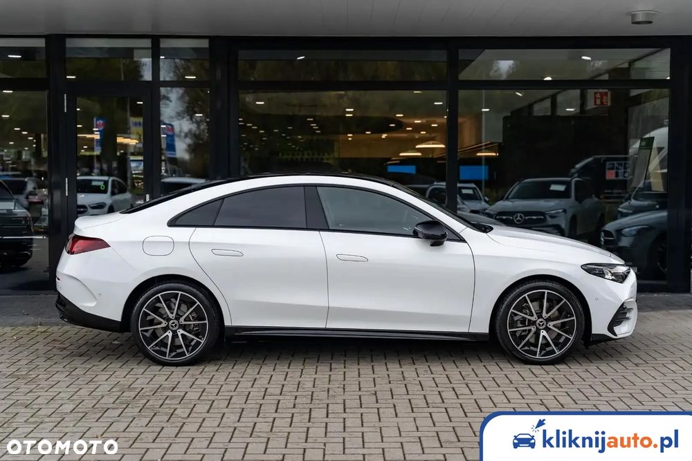 Mercedes-Benz CLA 200 AMG Line 7G-DCT - 3