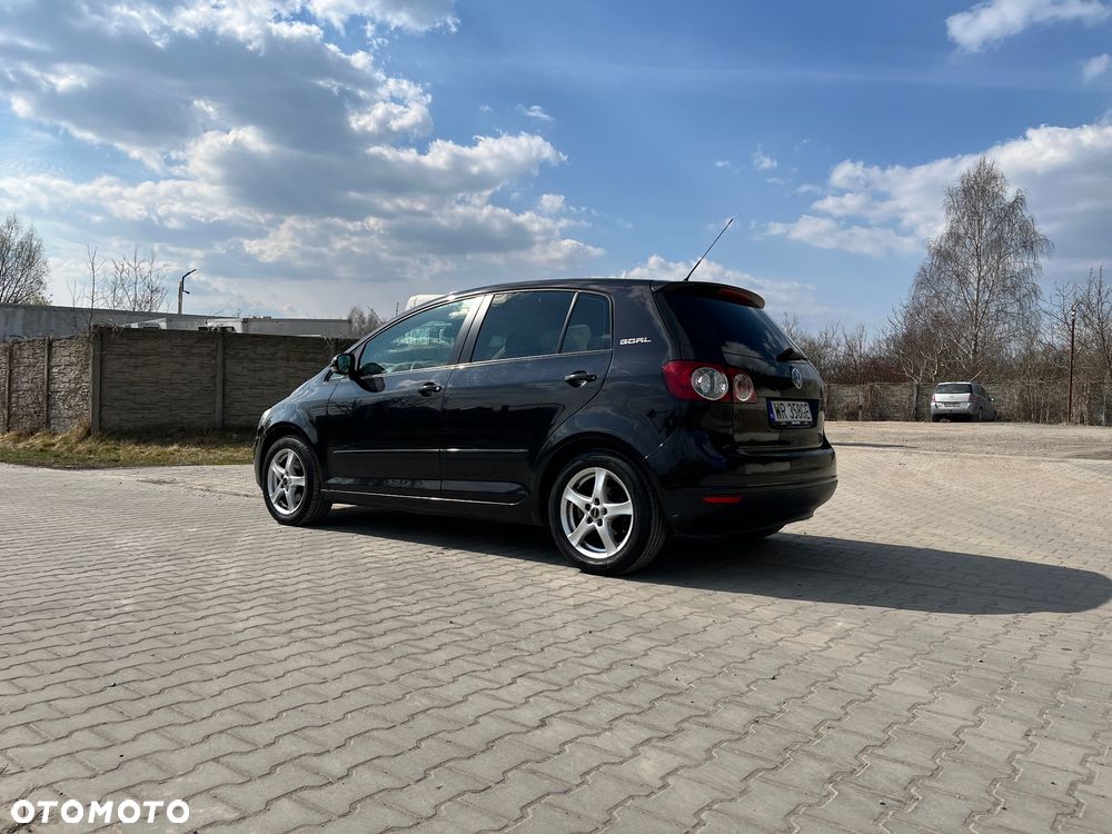 Volkswagen Golf Plus 1.9 TDI Q-Line - 3