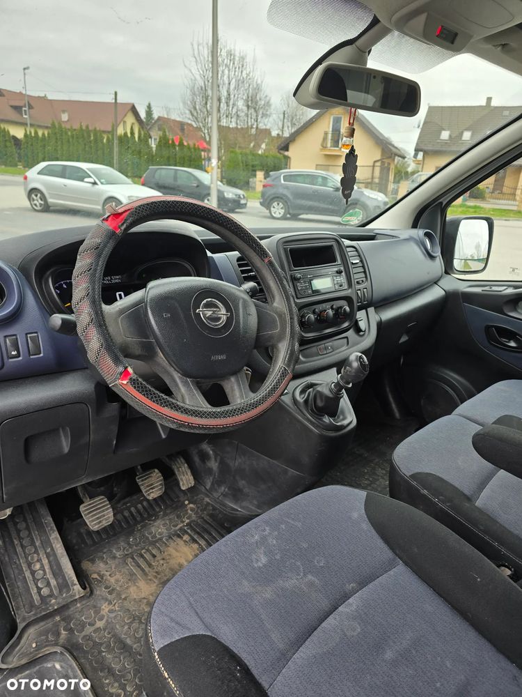 Opel Vivaro - 19
