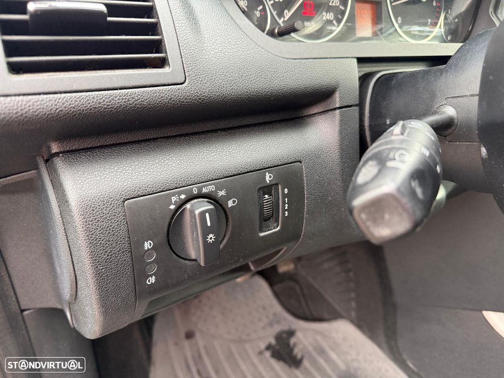 Mercedes-Benz A 160 Avantgarde BlueEfficiency - 13