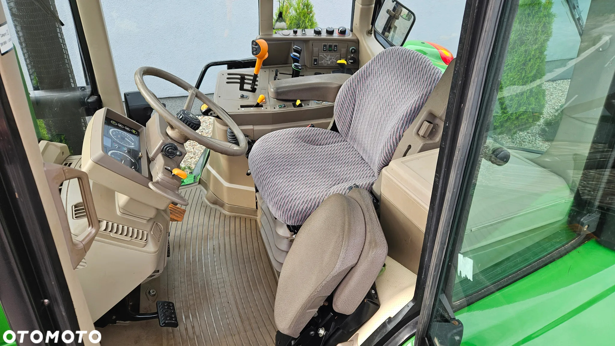 John Deere 6150 M - 8