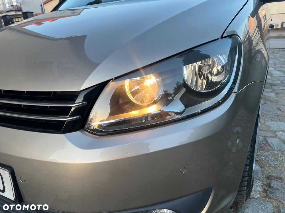 Volkswagen Touran 1.6 TDI DPF BlueMotion Technology Comfortline - 10