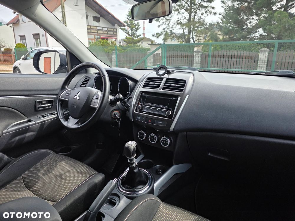 Mitsubishi ASX - 8