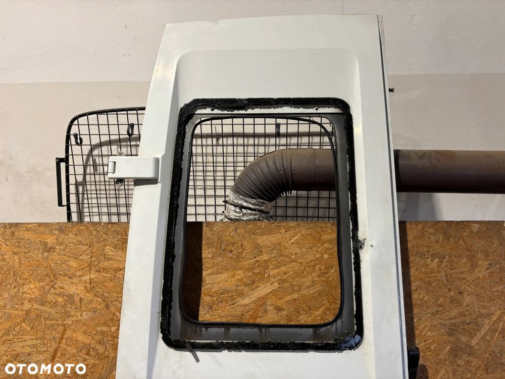 Iveco Daily Drzwi Wysokie Tył Tylne Lewe - 4