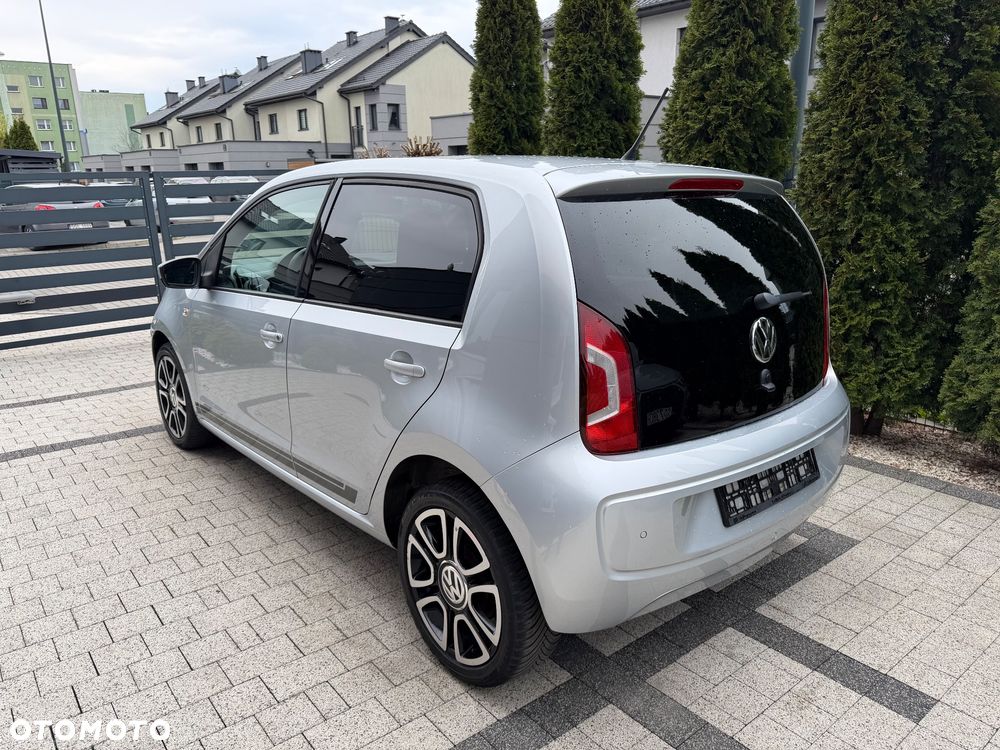 Volkswagen up! 1.0 high EU6 - 5