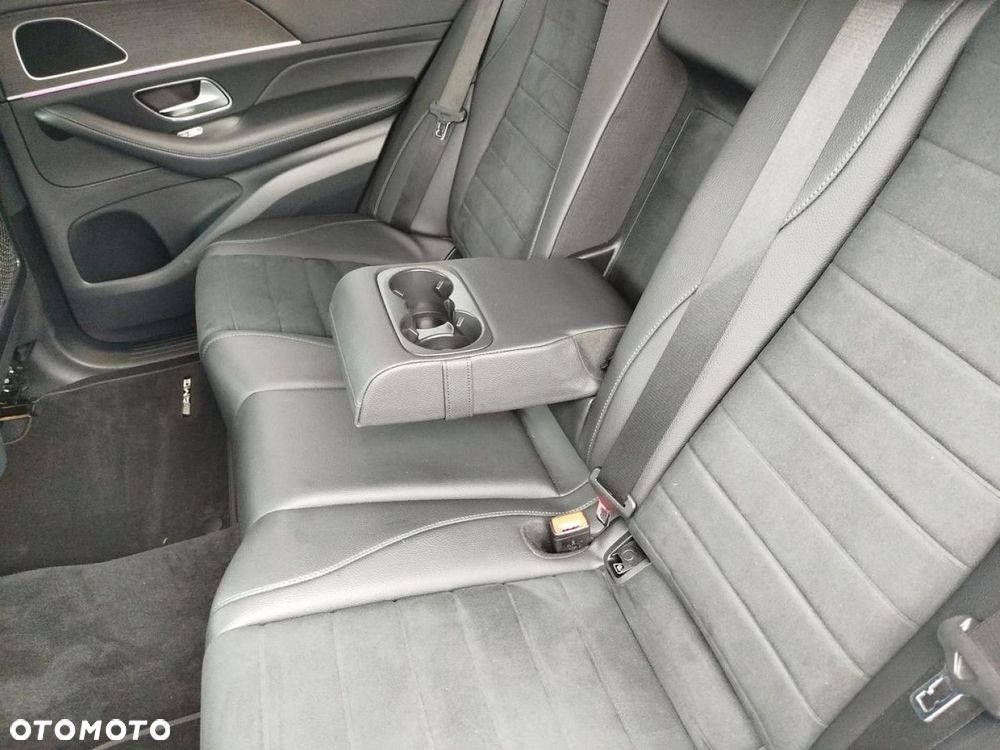 Mercedes-Benz GLE - 22