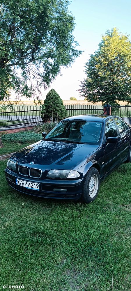 BMW Seria 3 320d - 4