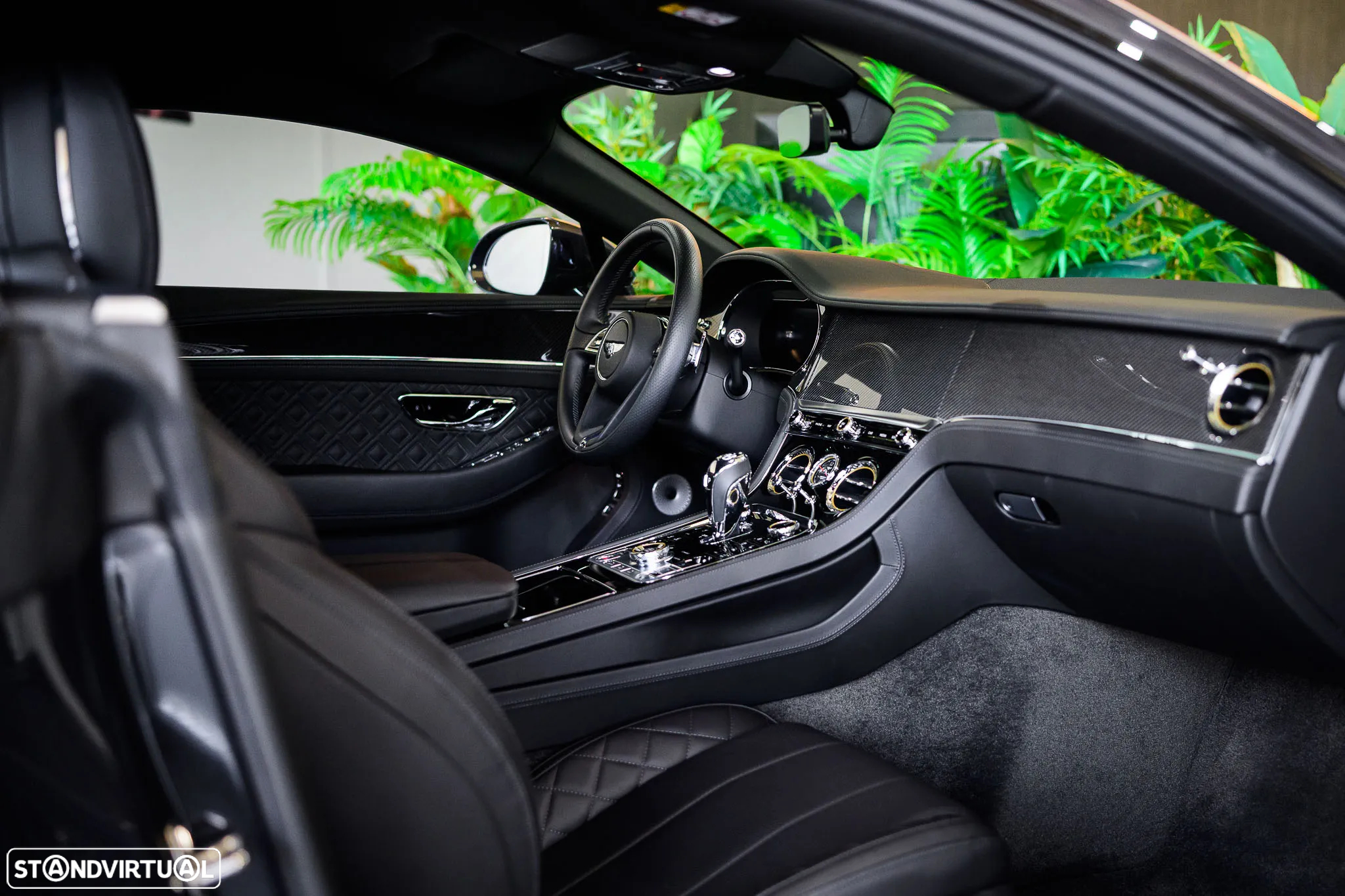 Bentley Continental GT V8 Mulliner - 15